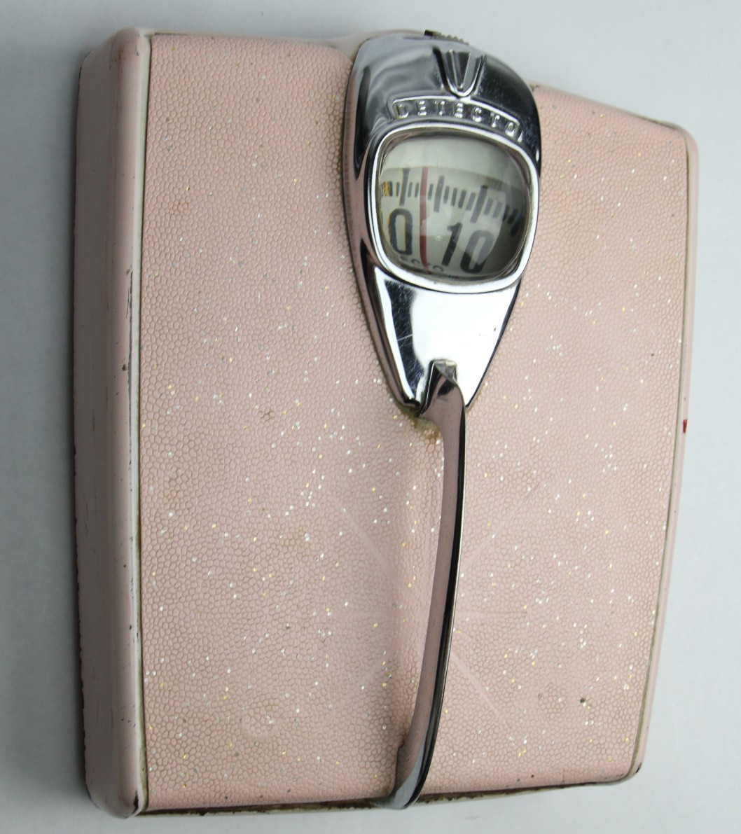 VINTAGE MID CENTURY MODERN DETECTO BATHROOM SCALE PINK MCM HOME DECOR ATOMIC