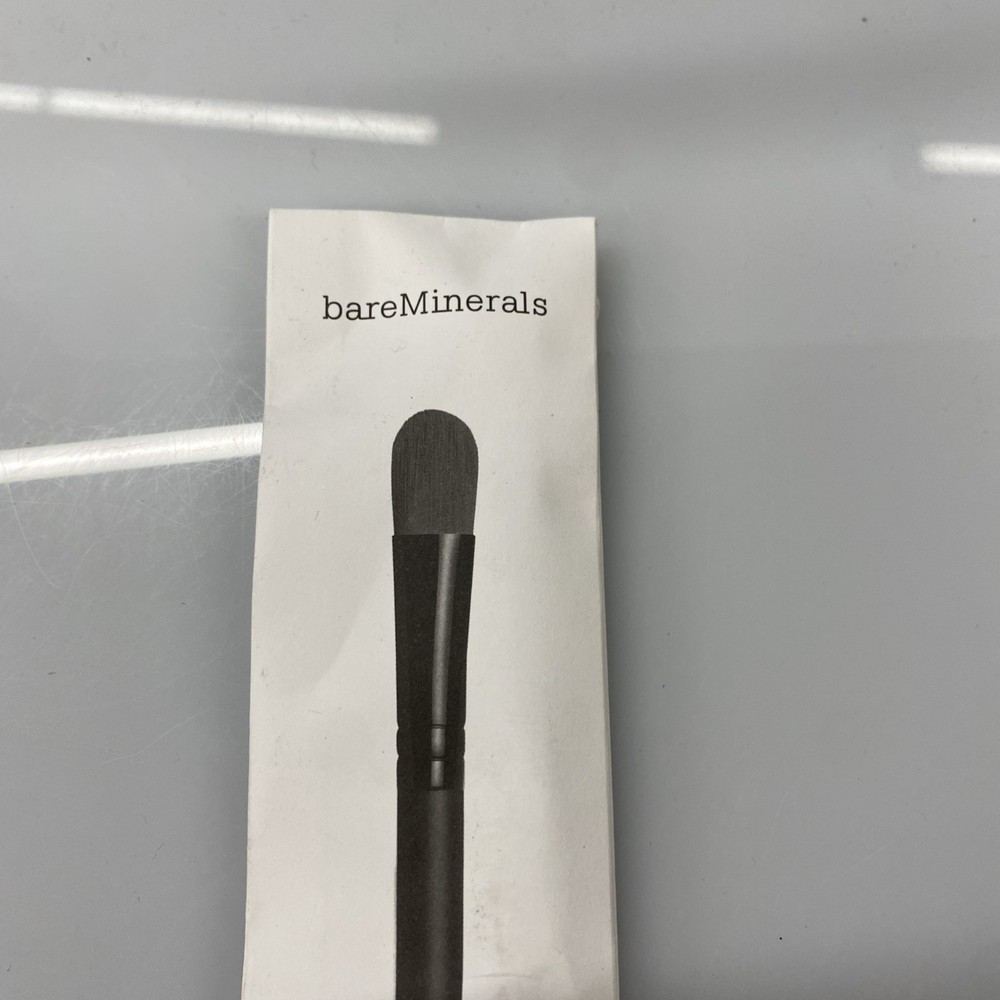 BareMinerals Maximum Coverage Concealer Brush - Black