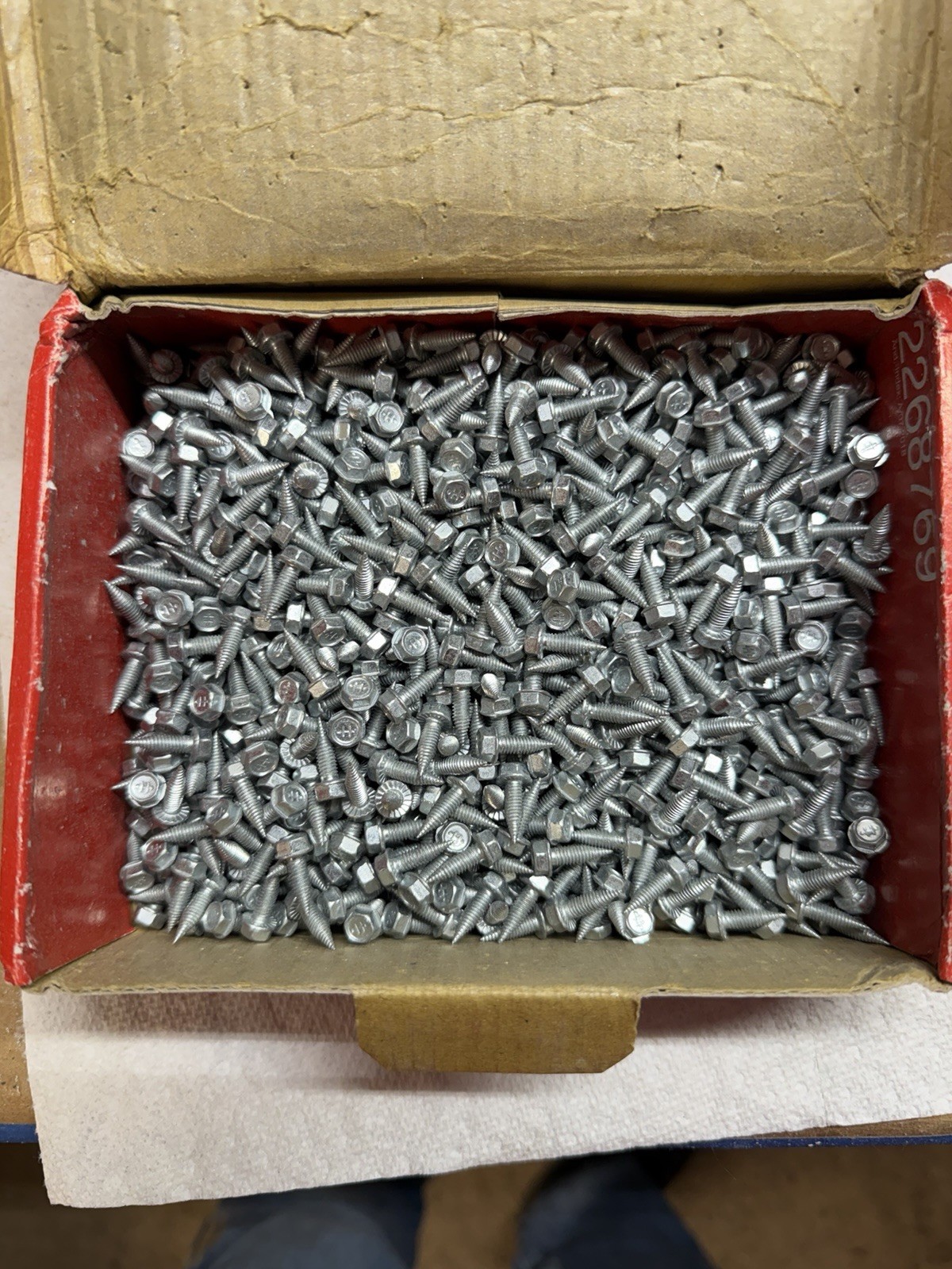 Hilti HVAC Screws SMS 01z 8-18x1/2” Hwh Self Tapping Screws
