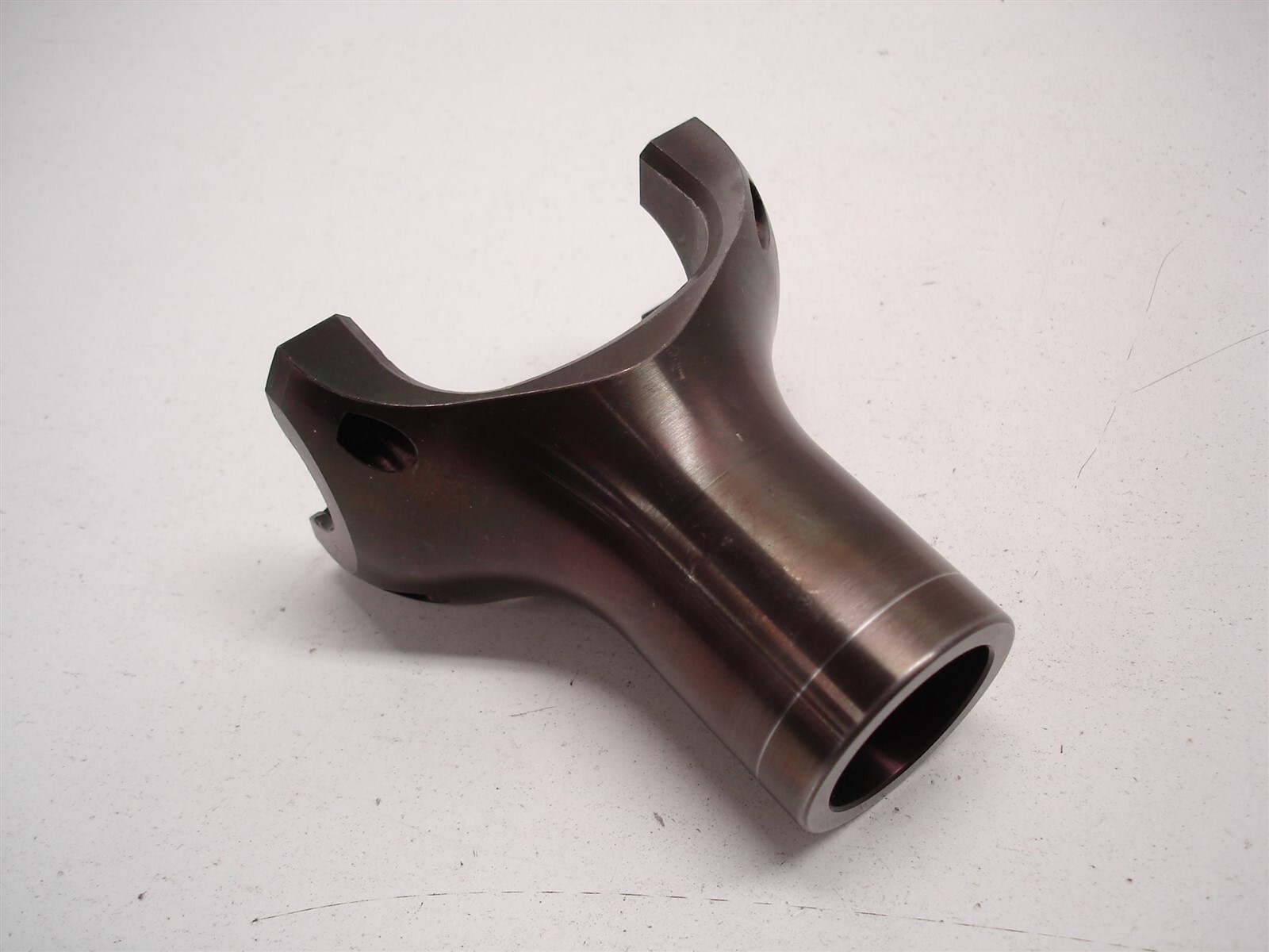 NASCAR LIGHT WEIGHT BILLET FORD 9" REAR END YOKE 28 SPLINE 1350 U-JOINT 4.150"