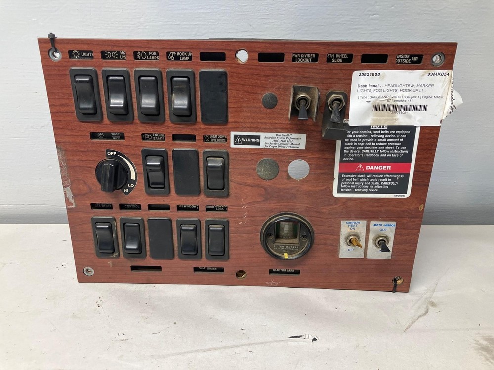 Mack CL600 GAUGE AND SWITCH Dash Panel - Used