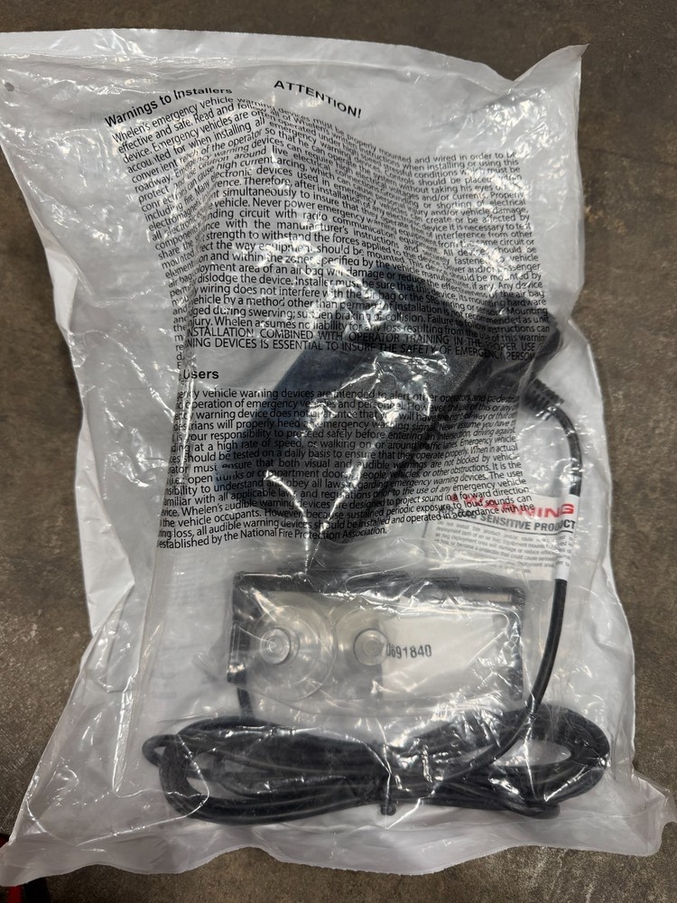 Whelen Spitfire Ion LED Dash Light (Split)