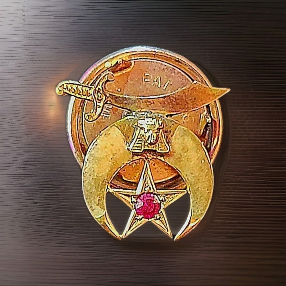vintage 14k gold & Ruby masonic pin 10k