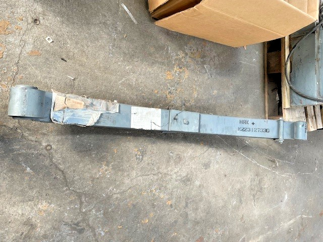 KENWORTH K223127330 4 LEAF PARABOLIC SPRING