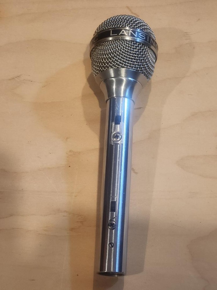 VINTAGE ALTEC LANSING MICROPHONE MODEL 650B (TESTED)