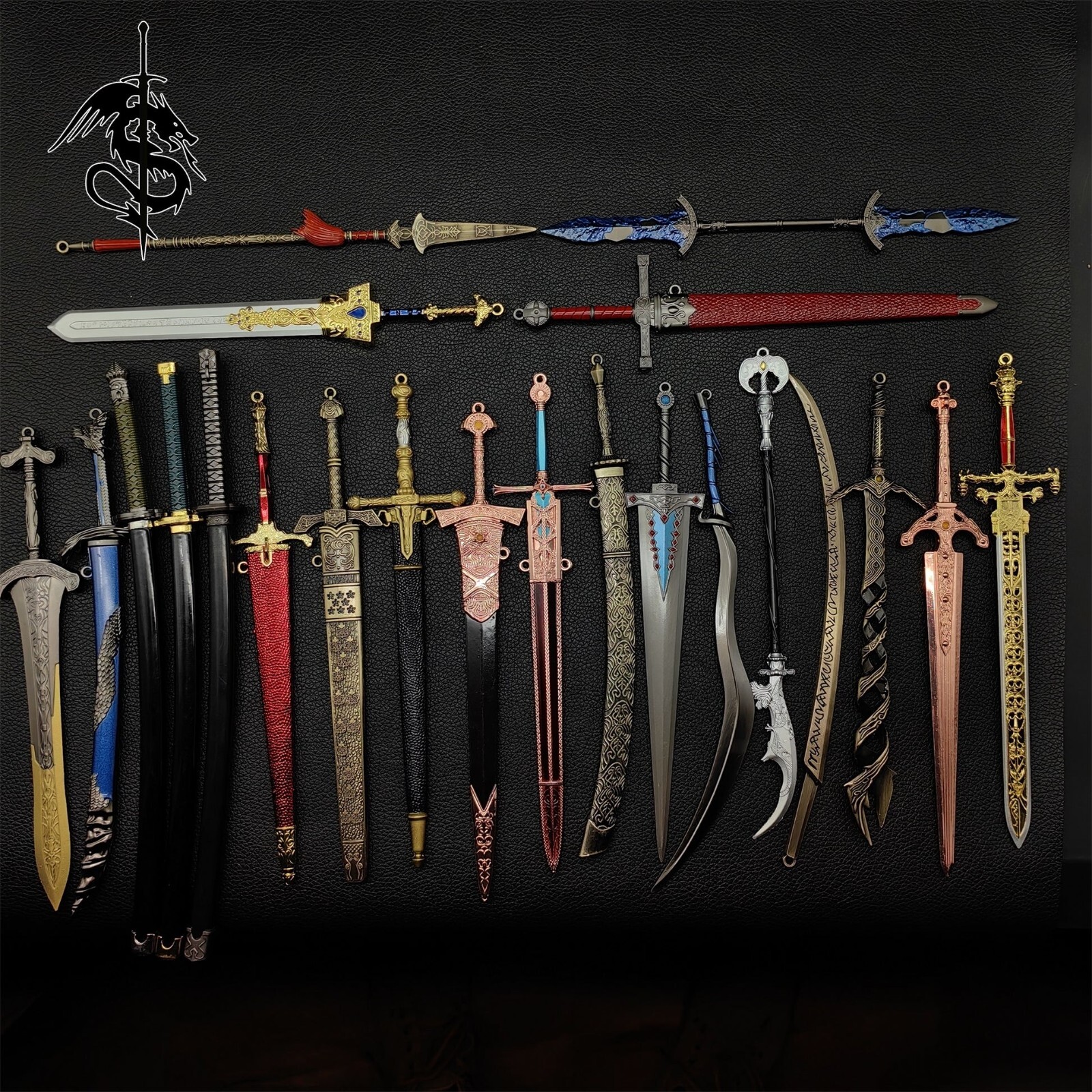 Metal Swords Weapon Replicas Metal Mini ER Game Weapon Model Game Collection