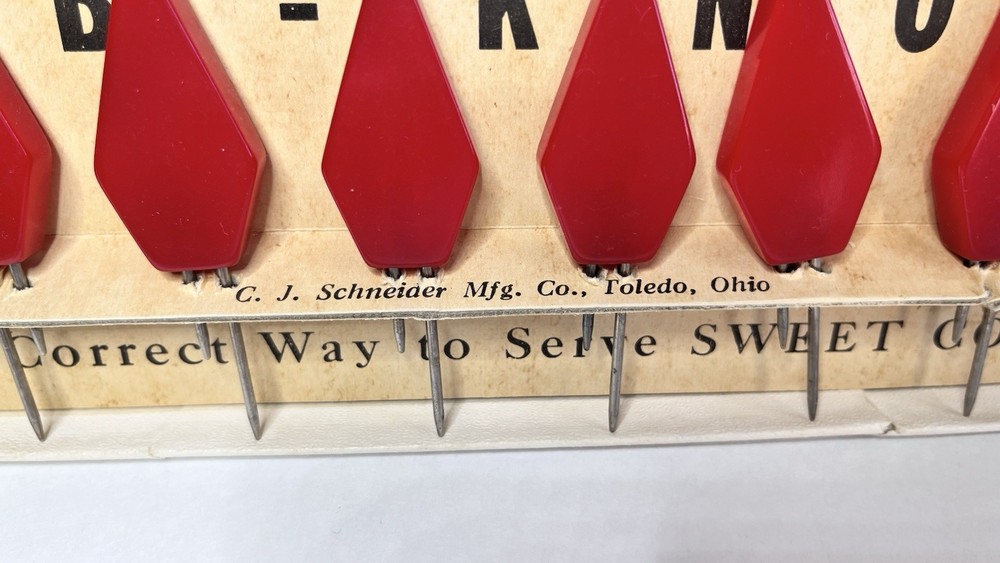 Vintage Schneider Kob Knobs Cherry Red Bakelite Corn Cob Holder Box Set Four