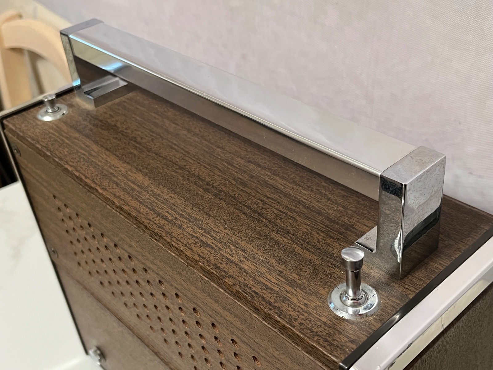 Longines Symphonette Pathfinder 8000 Multiband Radio, Model 8713, GC & WORKING