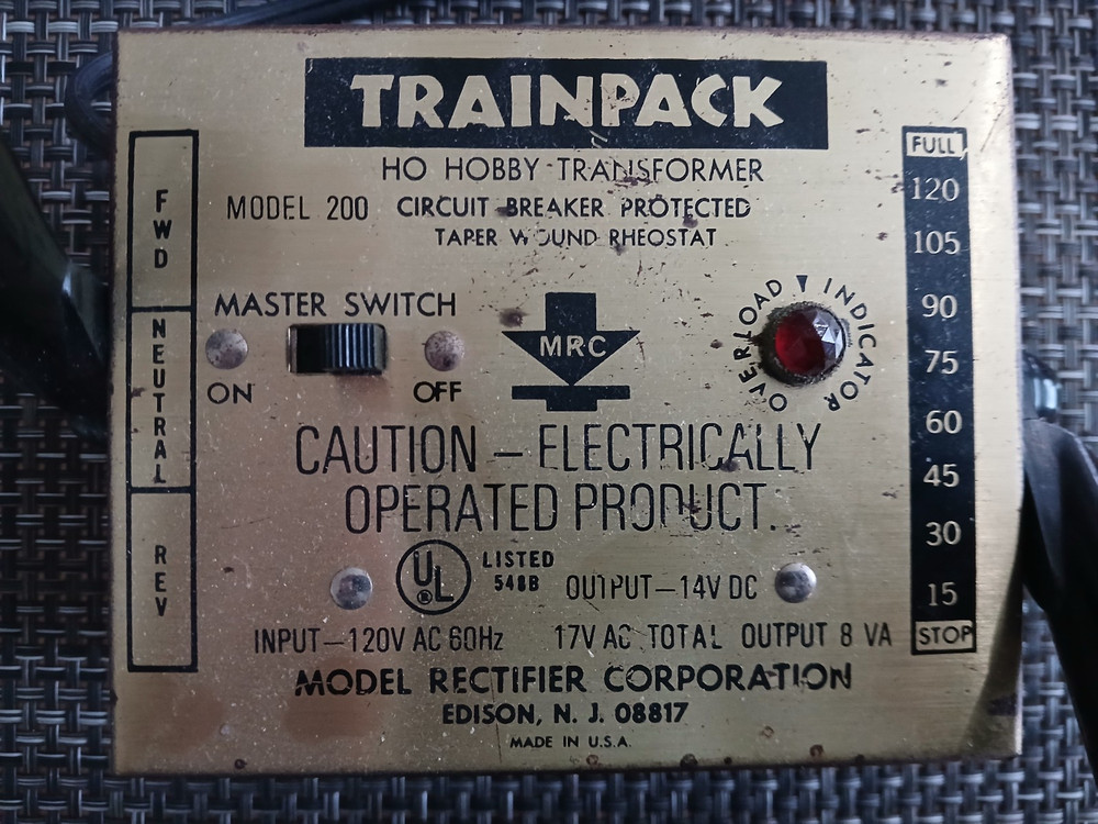 Vintage HO scale MRC TRAINPACK Hobby Transformer Train Controller