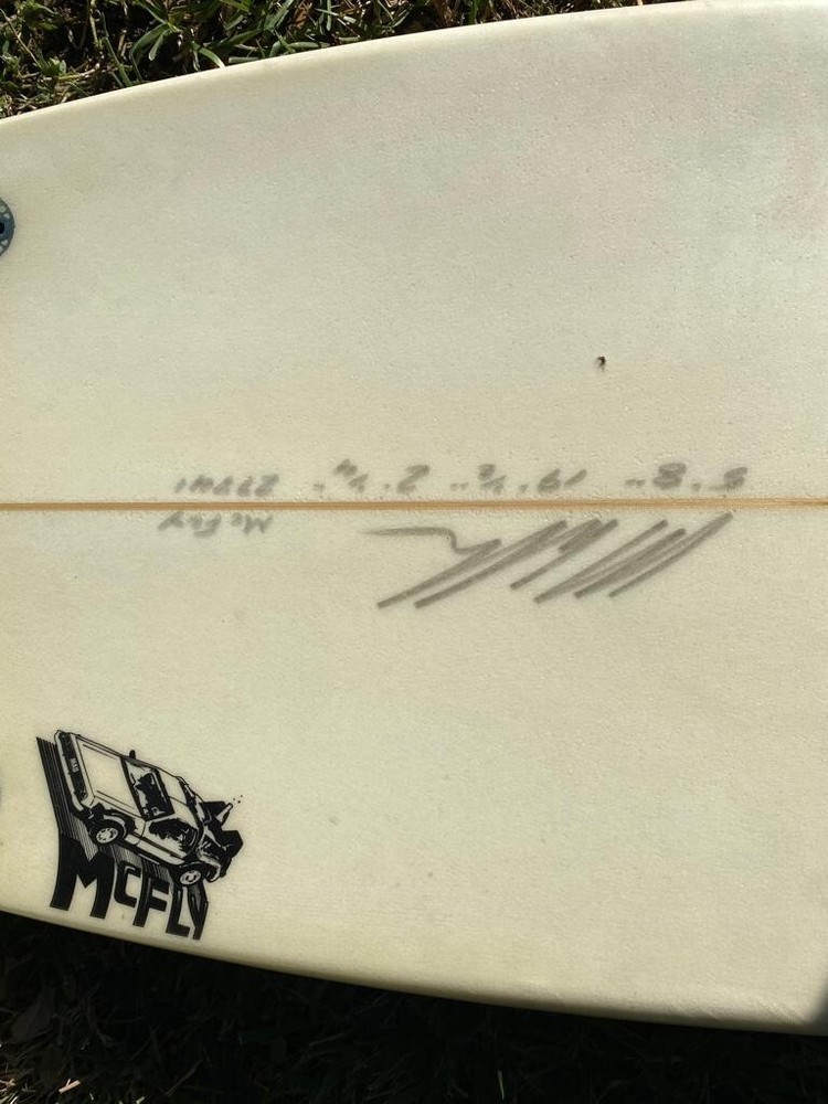 MAD 5’8 McFly Shortboard
