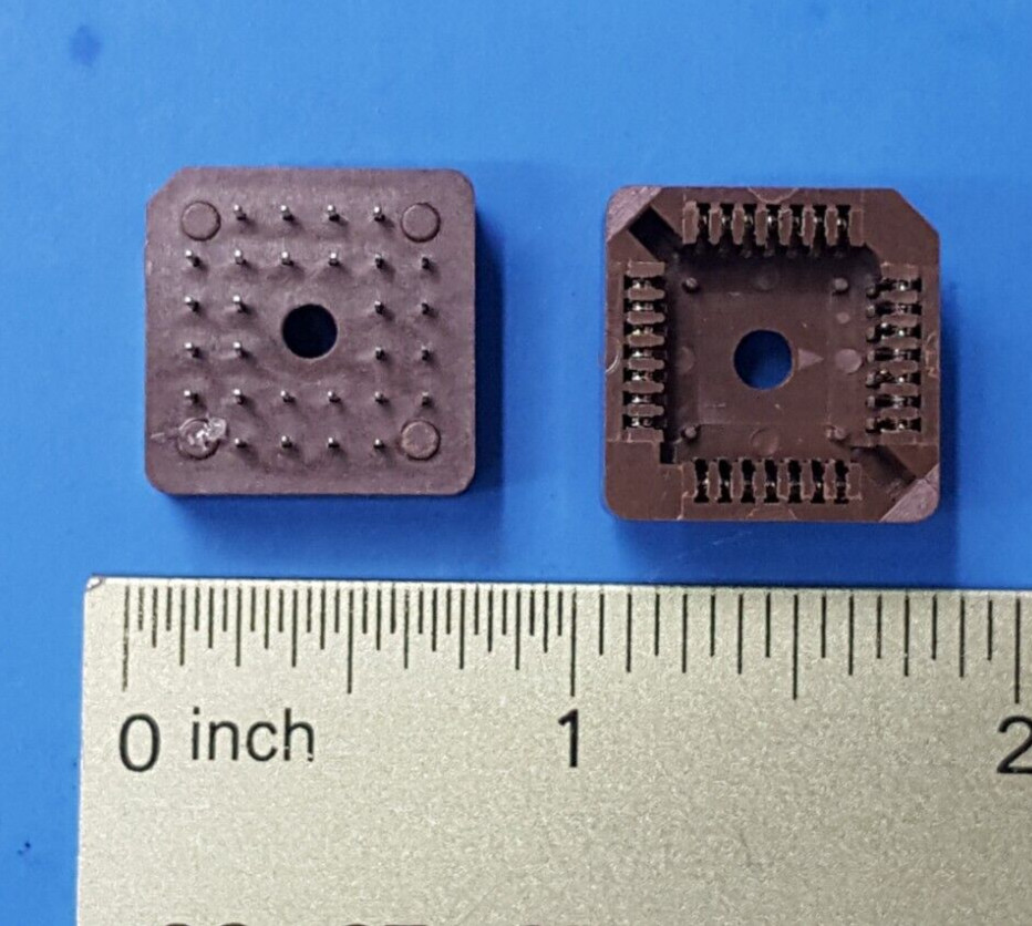 (2PCs) IC SOCKET , PLCC28 , 503-28TS , OPN , 28 PIN , THROUGH_HOLE