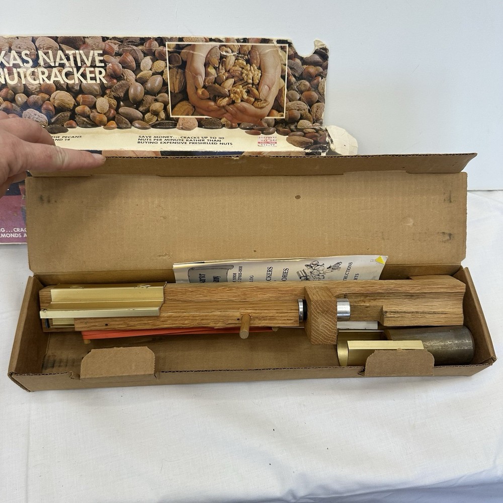 Vintage TEXAS NATIVE INERTIA NUTCRACKER MODEL #7141 Original Box & Instructions