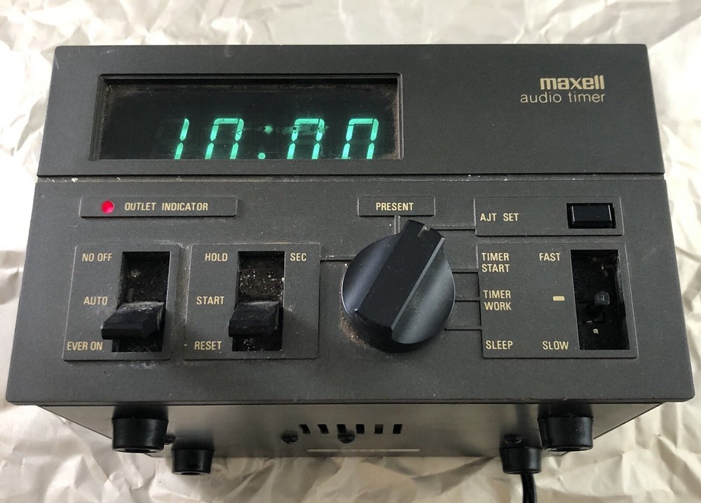 maxell audio timer Clock Works Vh8