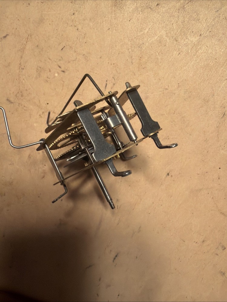 Vintage Germany Cuckoo Clock small Movement part