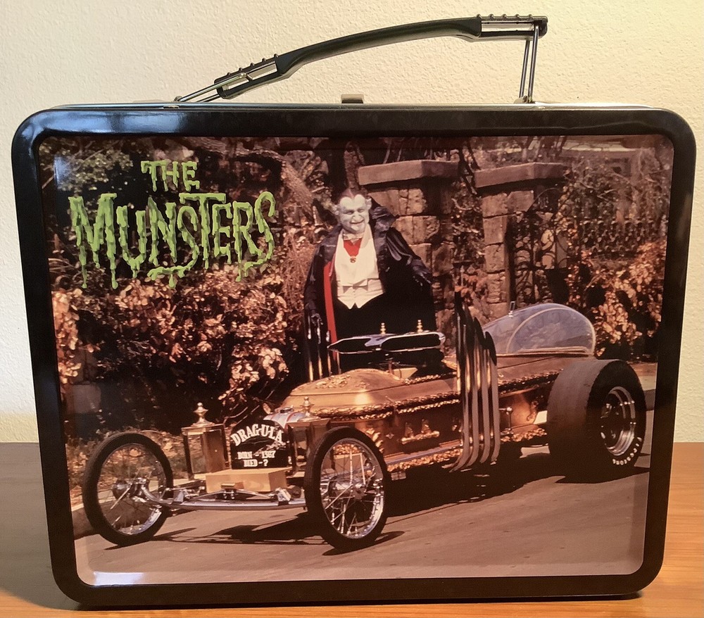 THE MUNSTERS TIN TOTE