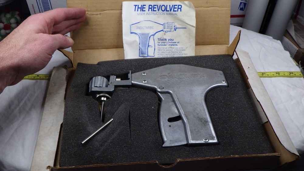 The Revolver for Implants for Cattle