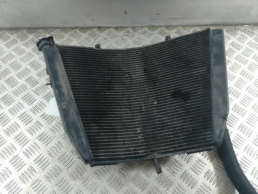 2010 SUZUKI GSXR 750  RADIATOR