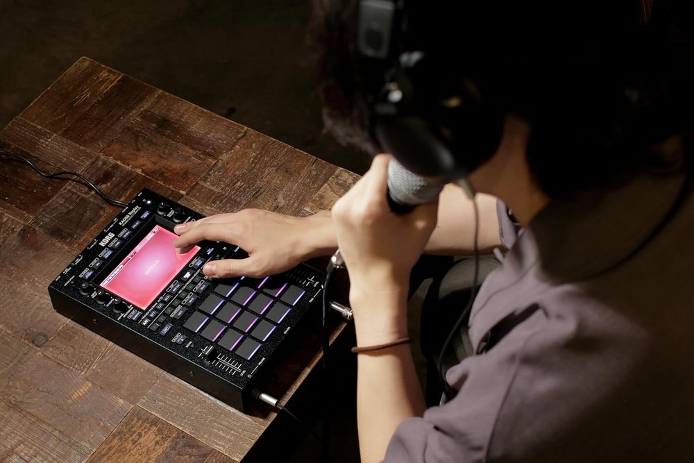 KORG KAOSS Replay Dynamic Effect / Sampler All-in-One DJ Performance