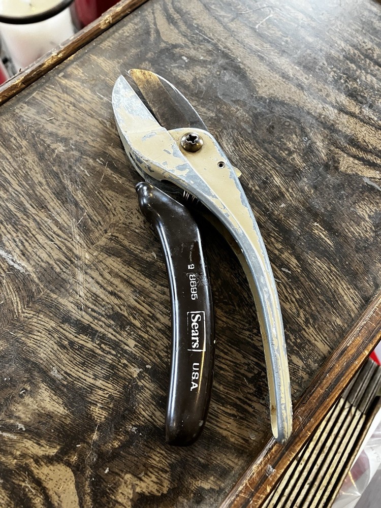 Vintage Sears USA-made bypass pruning shears, model 6803.
