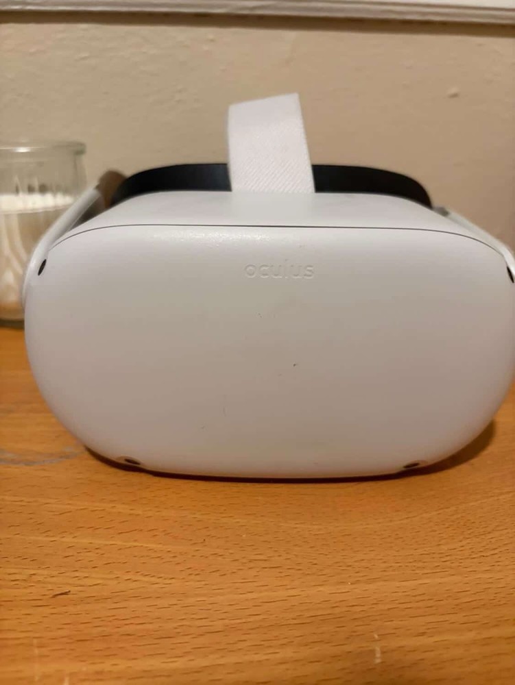 Oculus Quest 2 Virtual Reality Headset 128GB Pre-Controllers