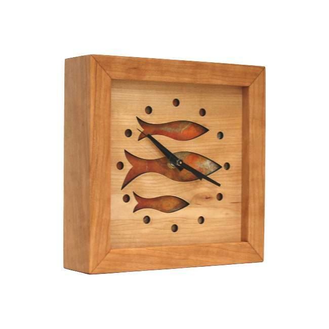 Sabbath-Day Woods Clock, Schooling Fish