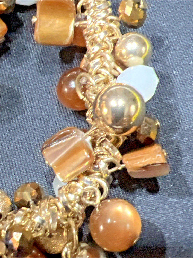 BRACELET charm style goldtone bead clusters dangles stretchable