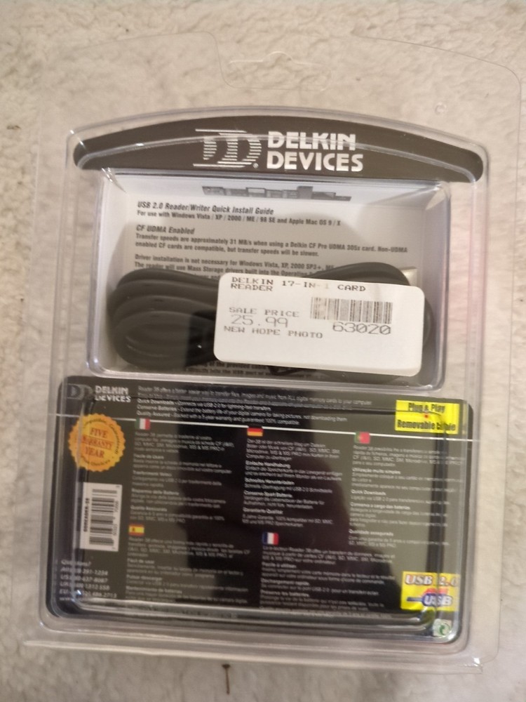 Delkin Devices 18-in-1 USB 2.0 Flash Memory Card Reader