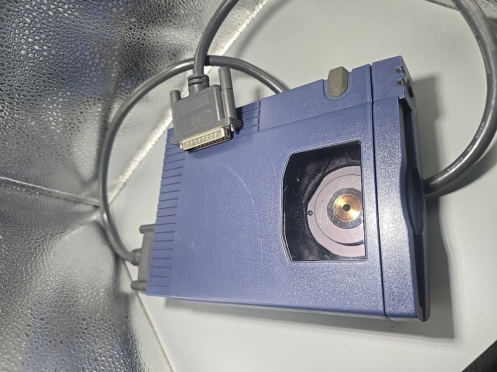 Iomega Zip Drive Z100P2 plus Four 100mb Disk UNTESTED MAC100 IBM Format Y2K