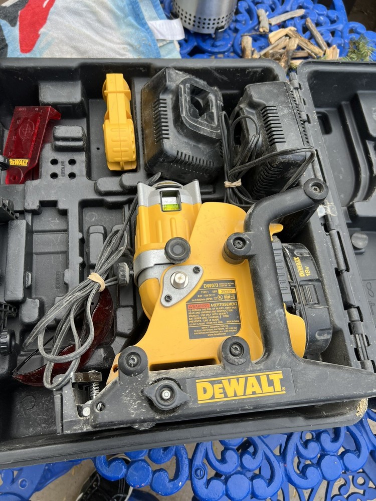 DeWalt DW073 Rotary Laser