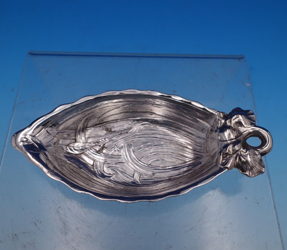 Iris by Durgin-Gorham Sterling Silver Nut Cup Durgin Mark #104B 4 1/2" (#7759)