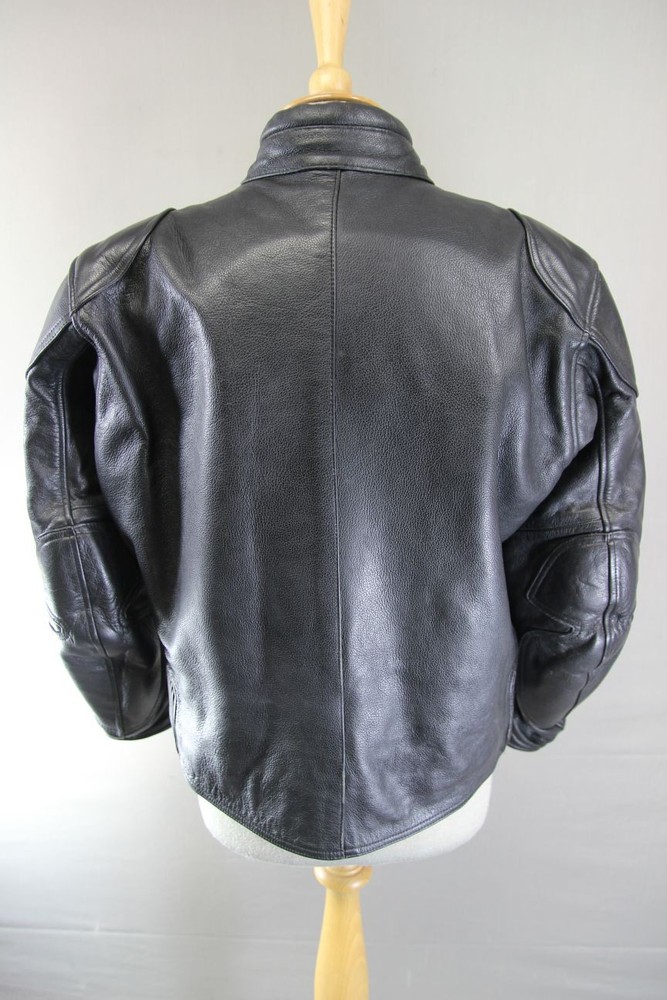 CLASSIC RIDER BLACK LEATHER BIKER JACKET WITH REMOVABLE BACK PROTECTOR: SIZE 16