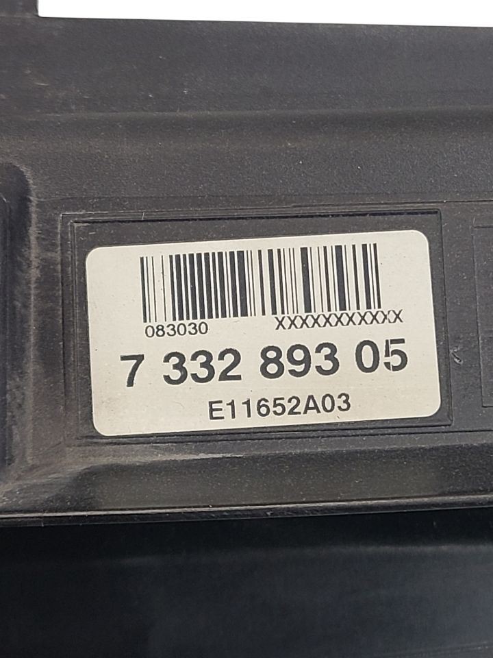 528I 2015 Air Shutter 615822