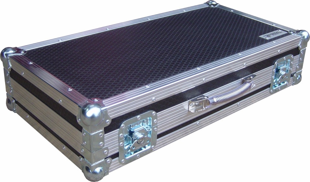 Zero 88 Jester ML24 Lighting Console Desk Swan Flight Case (Hex)