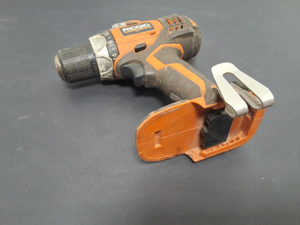 Ridgid R86008 1/2" VS Drill/Driver