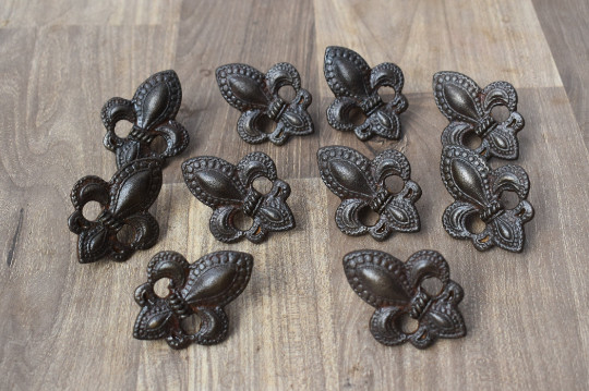 Vintage Old cast iron cabinet drawer door knobs handles pull rustic 10 pcs