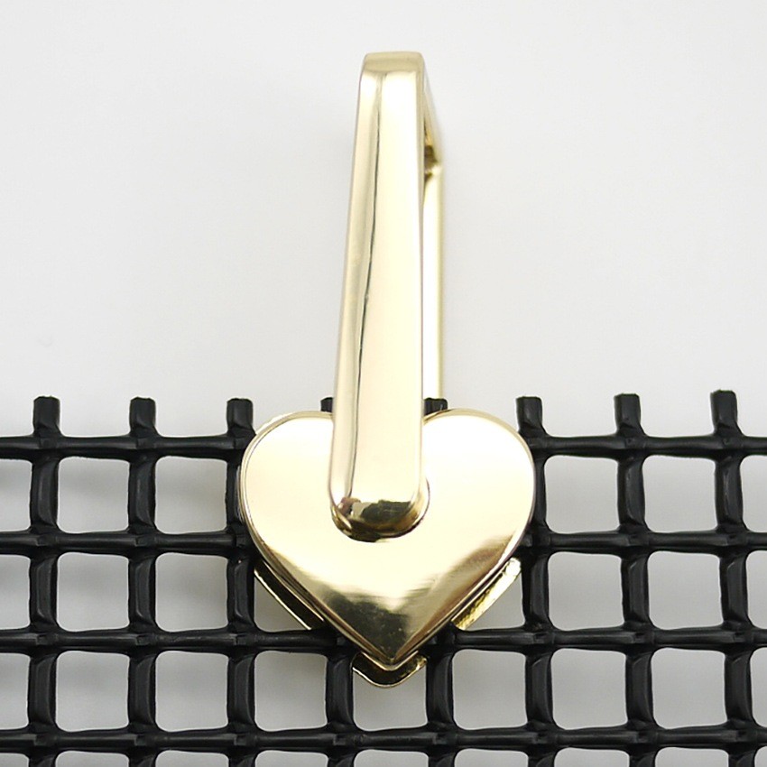 Handle Attachment Fitting - Heart