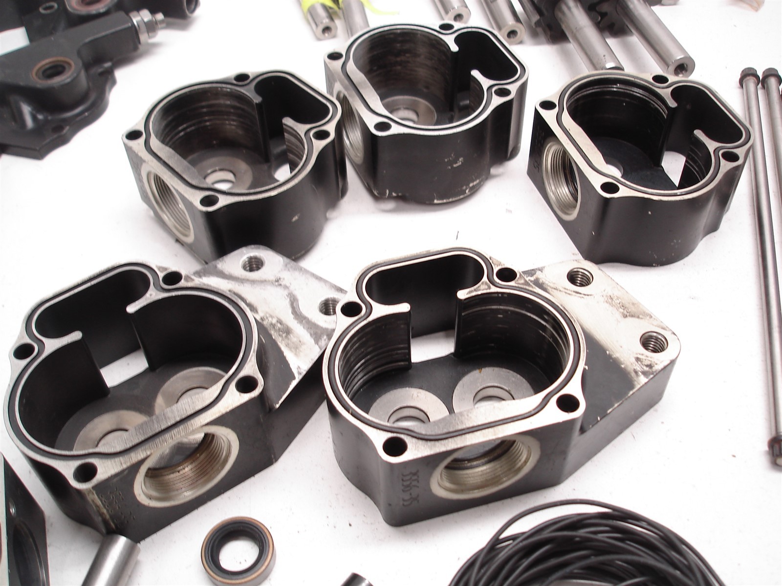 NASCAR BULK LOT AUTO VERDI ALUMINUM ROTOR TYPE DRY SUMP OIL PUMP ASSORTED PARTS