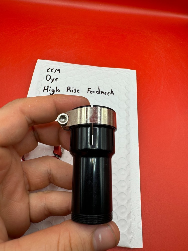 CCM Dye High Rise Feedneck