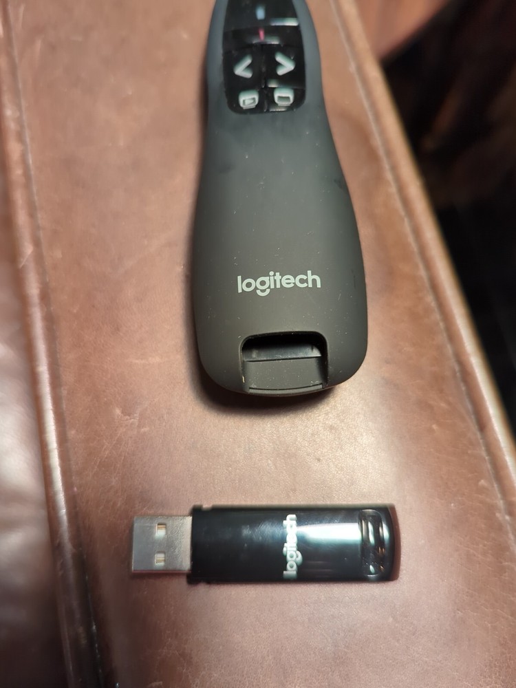 Logitech R400 Laser Presentation Remote