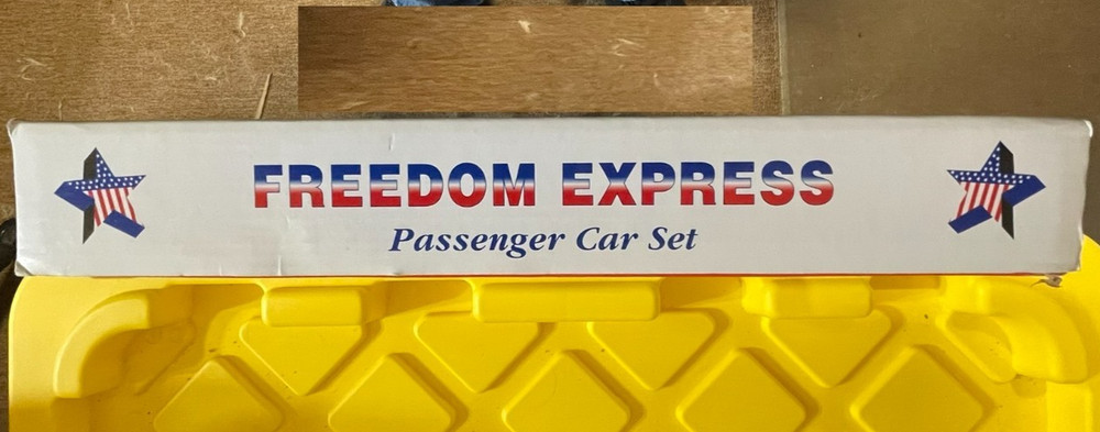 IHC HO - Freedom Express Train Set