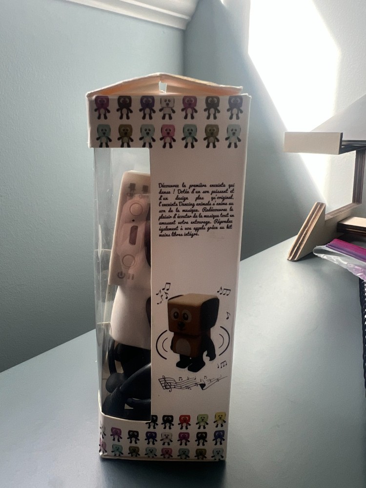 Mobility On Board Dancing Panda Speaker - Slightly Used