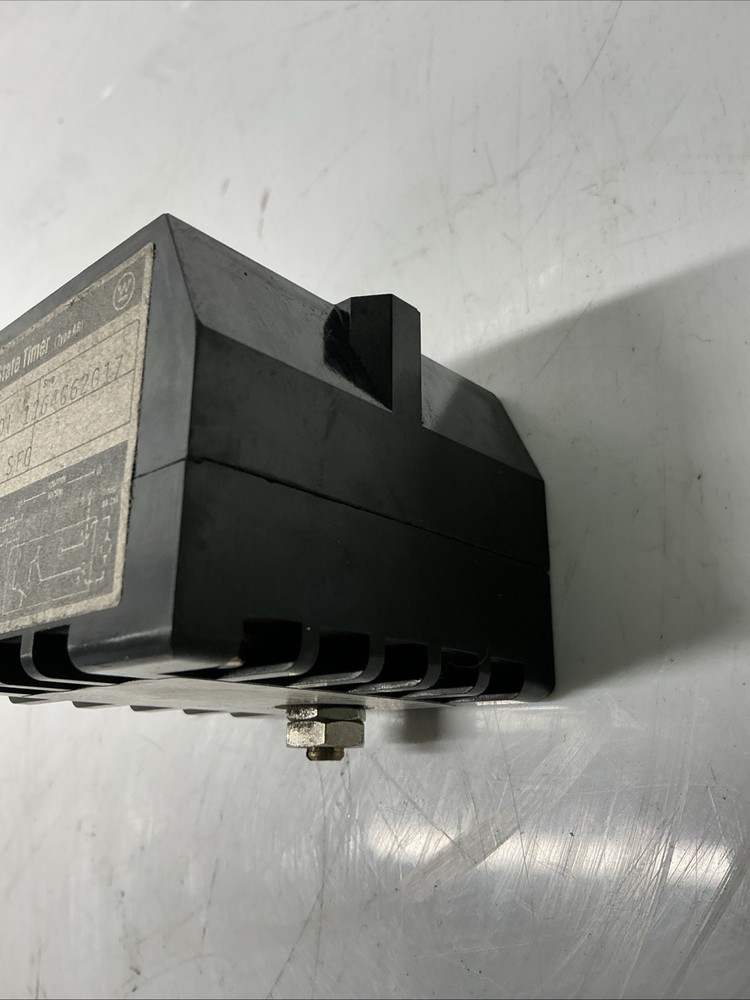 WESTINGHOUSE ART-ON SOLID STATE TIMER 1-30 SEC. RANGE 1264C62G17. W-814