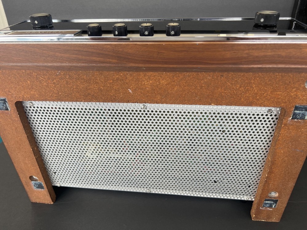 Vintage Heathkit AJ-15 Solid State Stereo Tuner Powers Up.