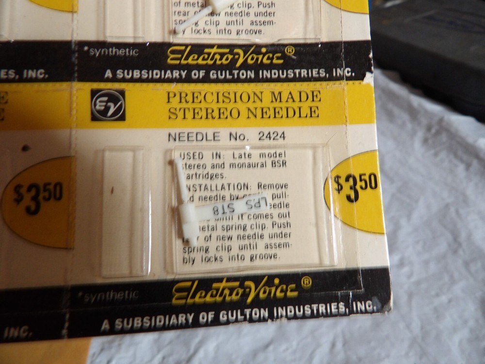 Electro Voice Phonograph Replacement Needle Card #E107S  Needle#2424
