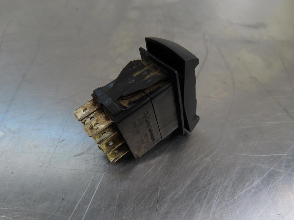 EB1429 POLARIS RZR 2018 18 DYNAMIX HEADLIGHT SWITCH