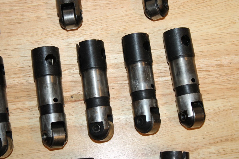 Lot of 16 Comp Cams Rollers Auto Engine
