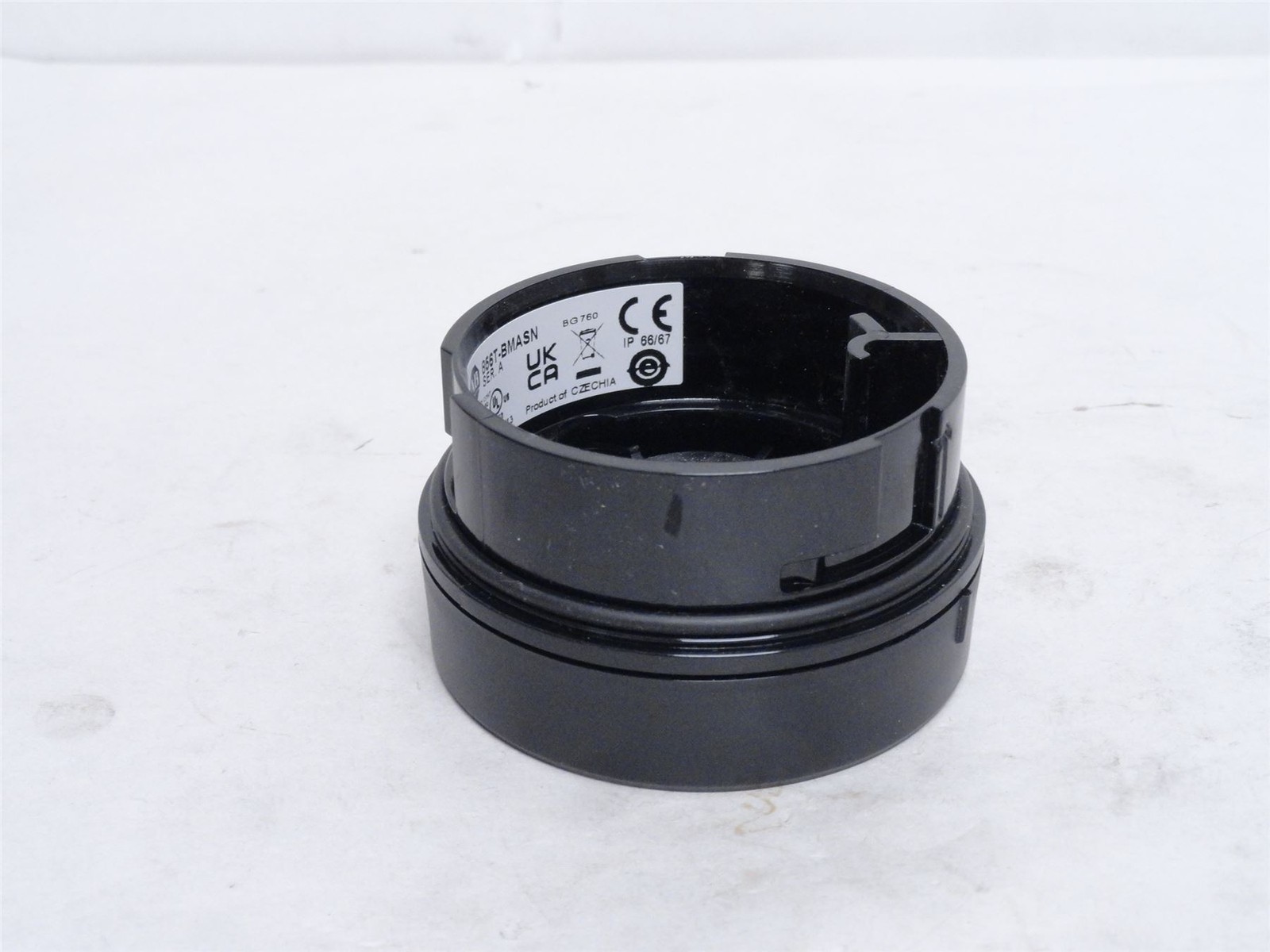 247213 New-No Box; Allen-Bradley 856T-BMASN Stack Light Base Adaptor 70mm