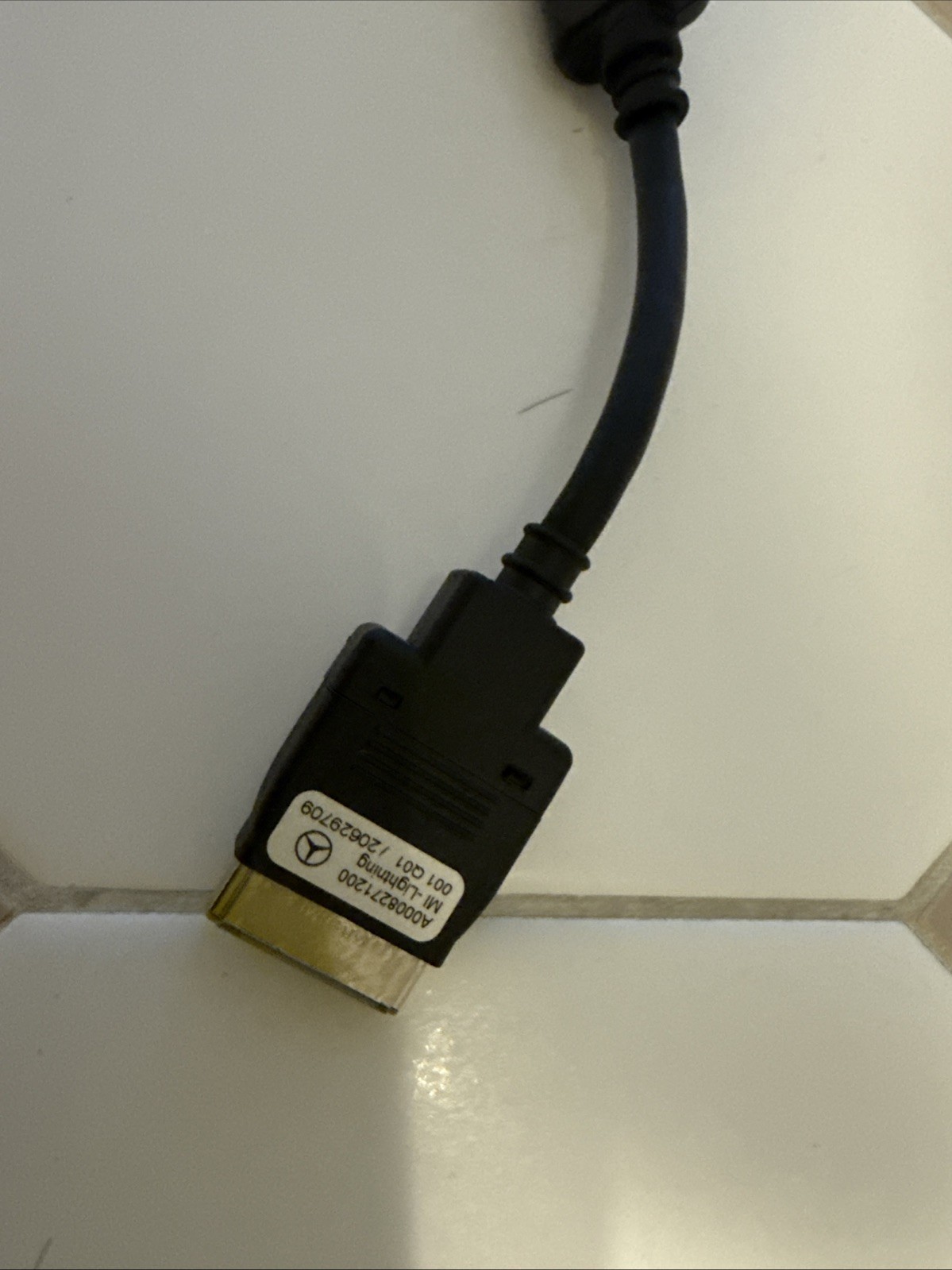 Mercedes-Benz Media Interface Consumer Cable