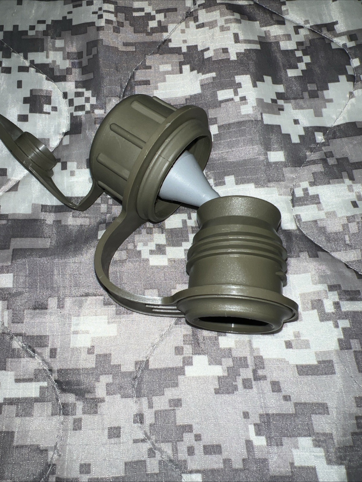 M-1 Canteen Cap Adapter Kit For Insulated Arctic Canteen NEW A-22