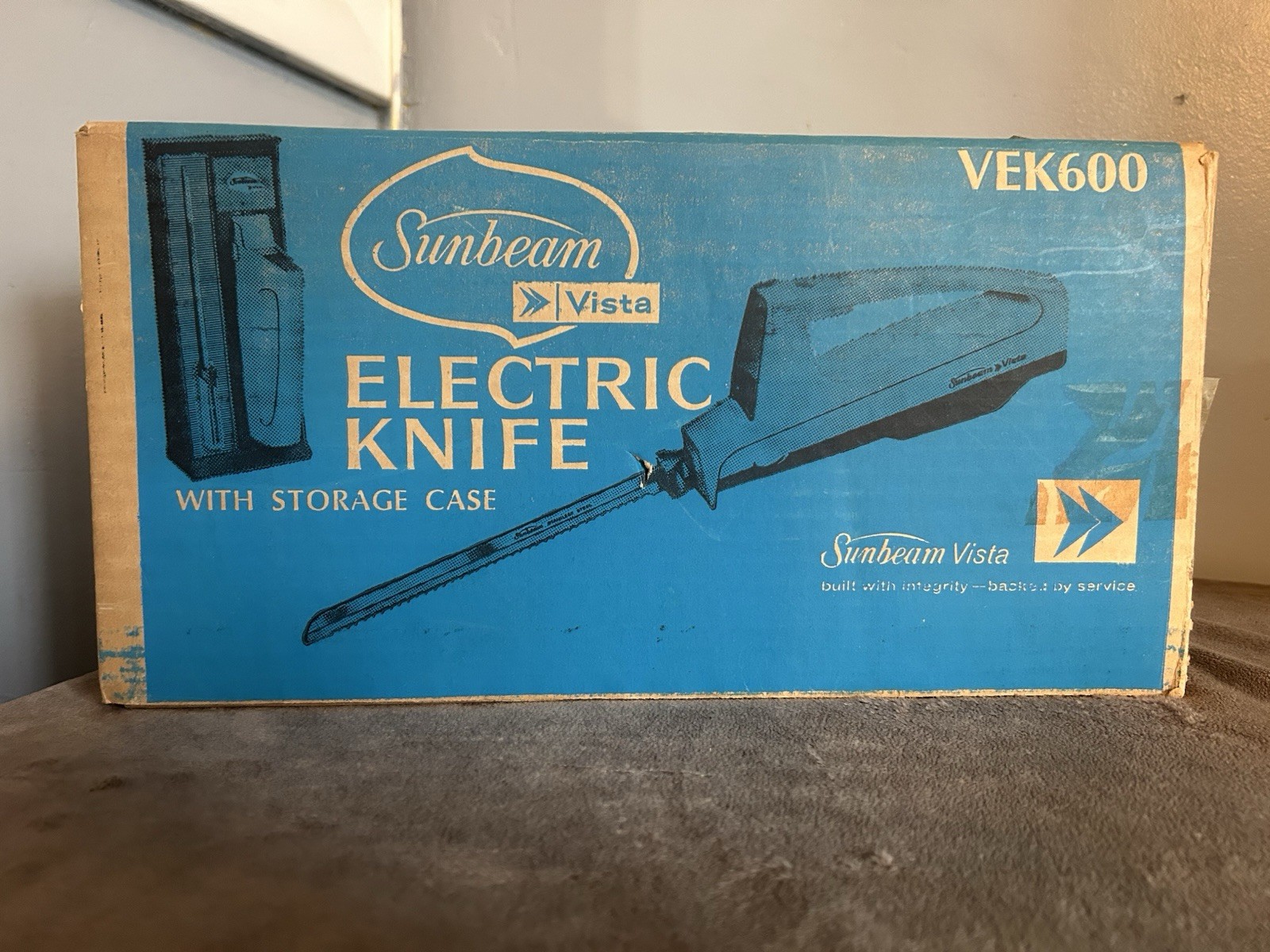 Vintage Sunbeam Vista Electric Knife With Storage Case Model VEK600 Original Box
